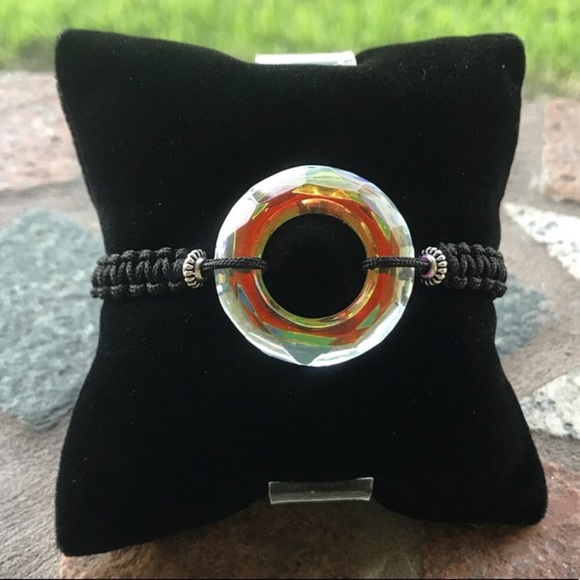 Crystal macrame bracelet .Genuine Swarovski crystal circle charm adjustable size - Picture 2 of 10
